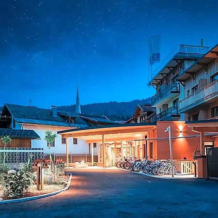 Samerhof - Badestrand Inklusive Hotel Tröpolach