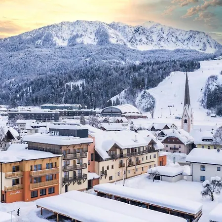 Hotel Samerhof - Wellness, Rooftop Whirlpool & Kostenloses Skidepot 4*